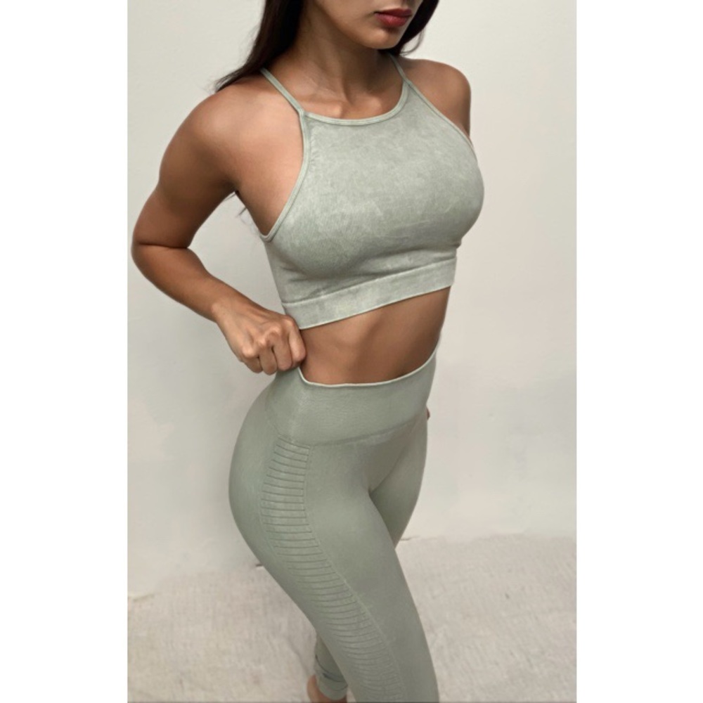 New seamless Set 🍃 Green tea color 🍃 One size